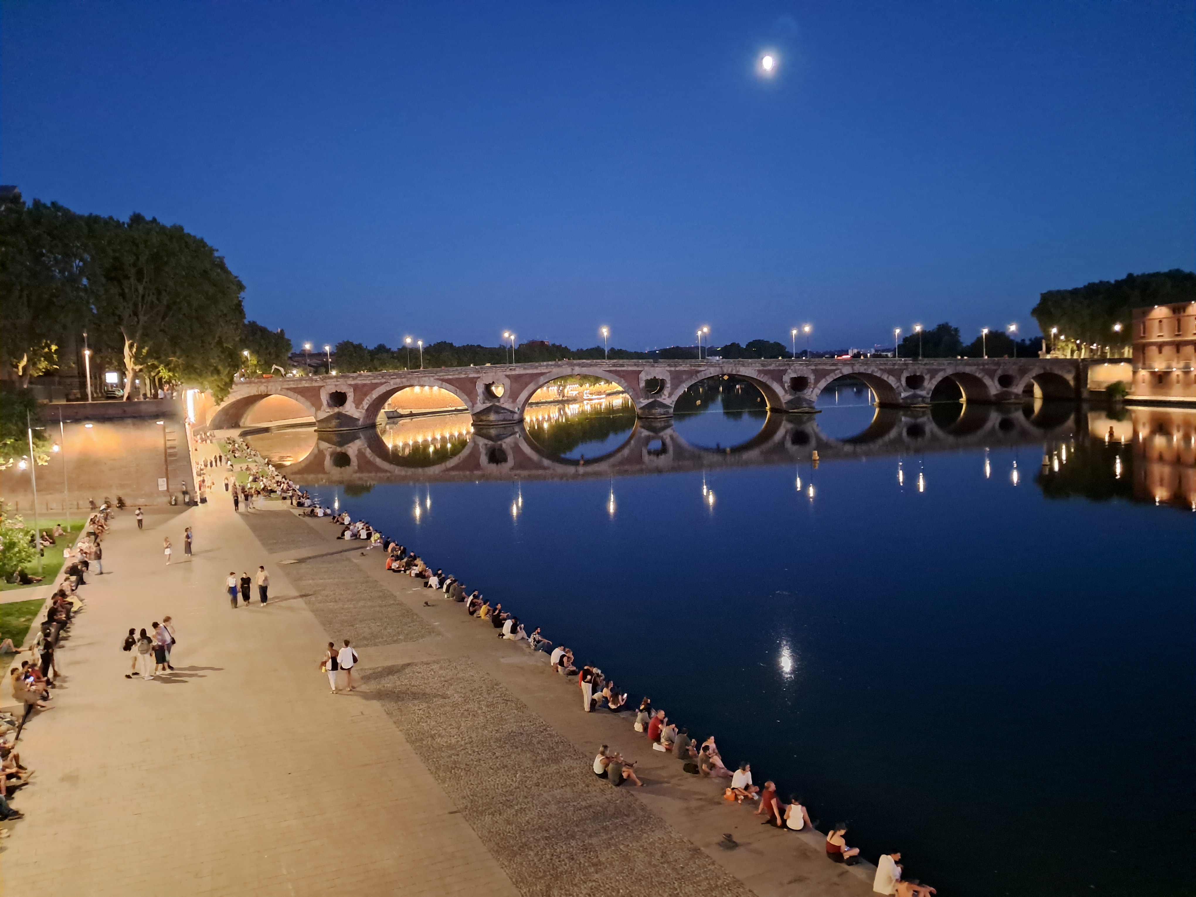 Visualización del "Pont Neuf" (Puente Nuevo) de Toulouse