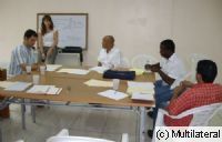 Primera sesión de formación del personal del Centro de documentación Tocayo